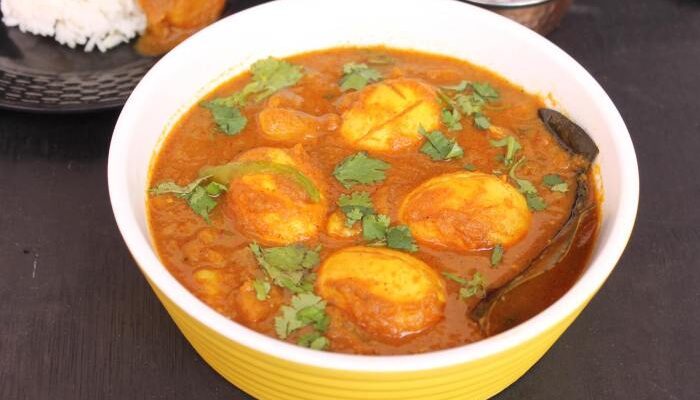 How to Cook Egg Curry Bengali Style – A Flavorful Delight