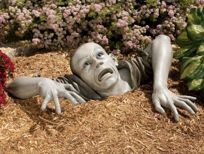 How to make a zombie yard decoration