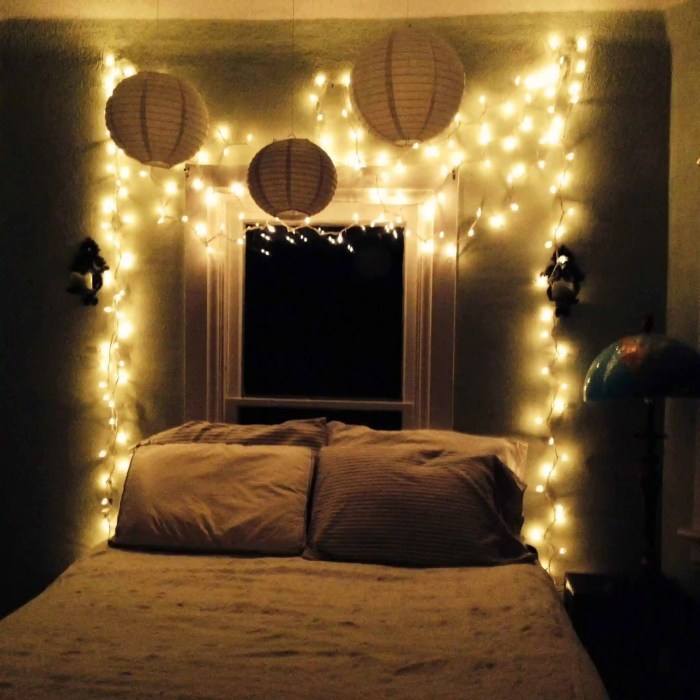 How to decorate a room with lights